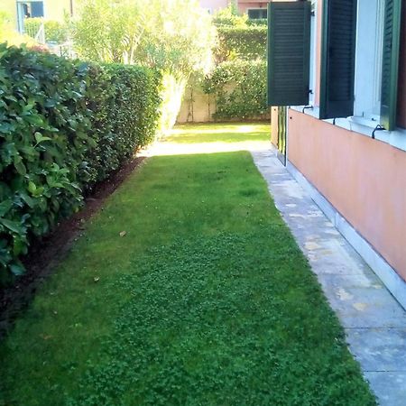 Апартаменты Casa Vacanze I Borghi Salionze Экстерьер фото