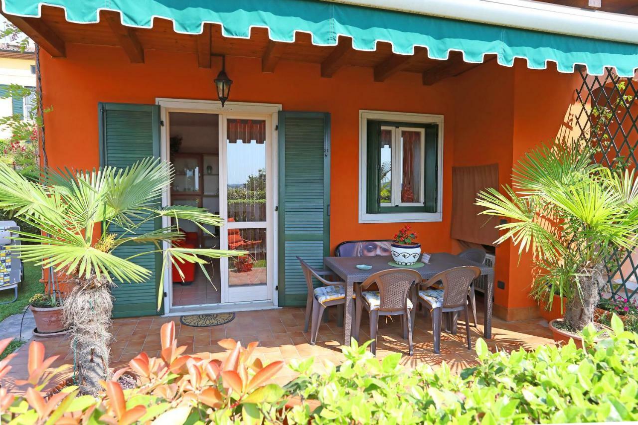 Апартаменты Casa Vacanze I Borghi Salionze Экстерьер фото